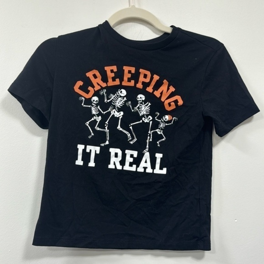 Halloween Shirt Size Medium (Eight)